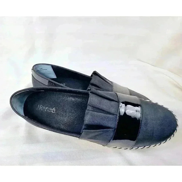 J. Renee Hivani Slip‎ On Sneakers Black White Size 11M - Picture 4 of 8